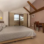 Everest Villa